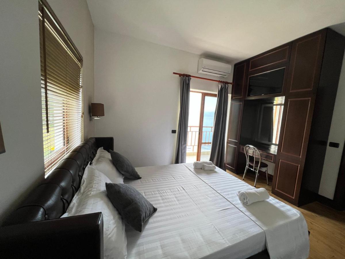 Hotel Victoria Memlishte Ngoại thất bức ảnh