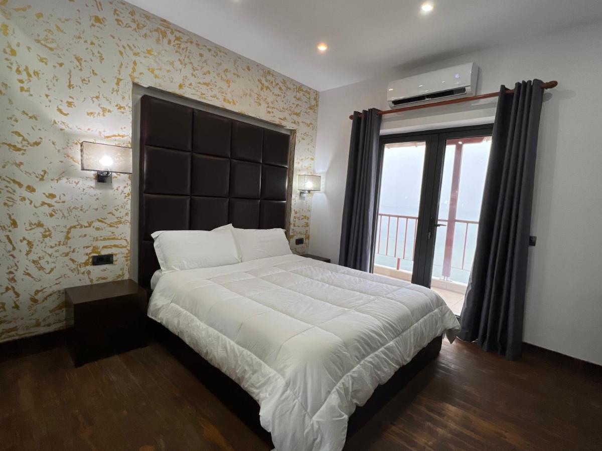 Hotel Victoria Memlishte Ngoại thất bức ảnh