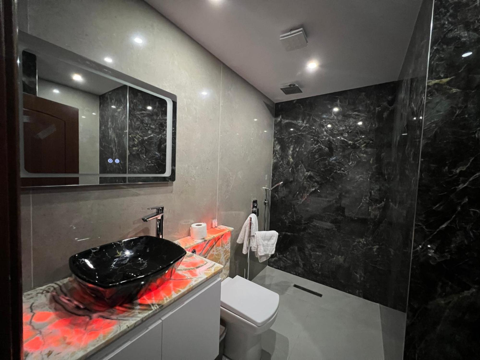 Hotel Victoria Memlishte Ngoại thất bức ảnh