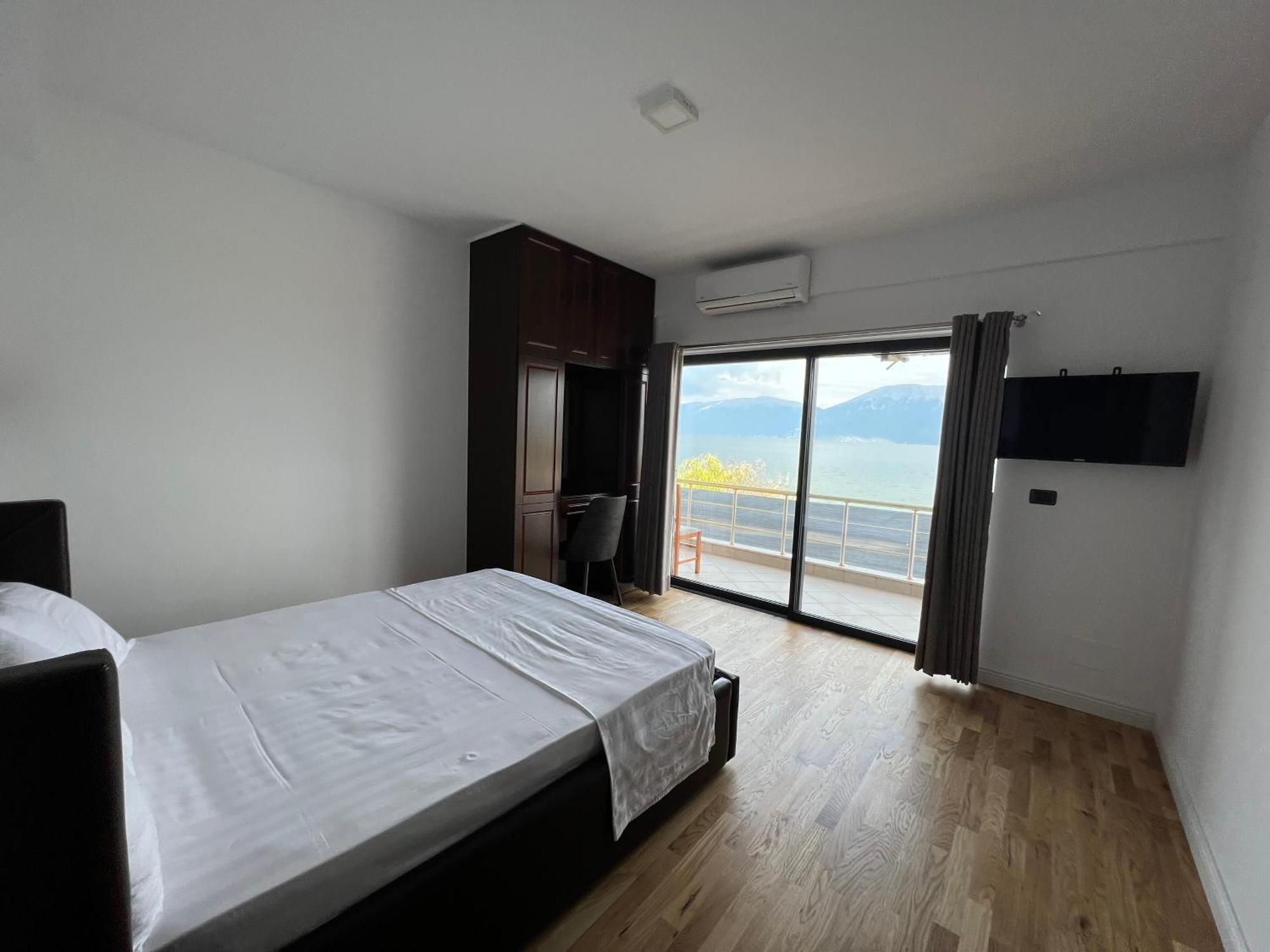 Hotel Victoria Memlishte Ngoại thất bức ảnh
