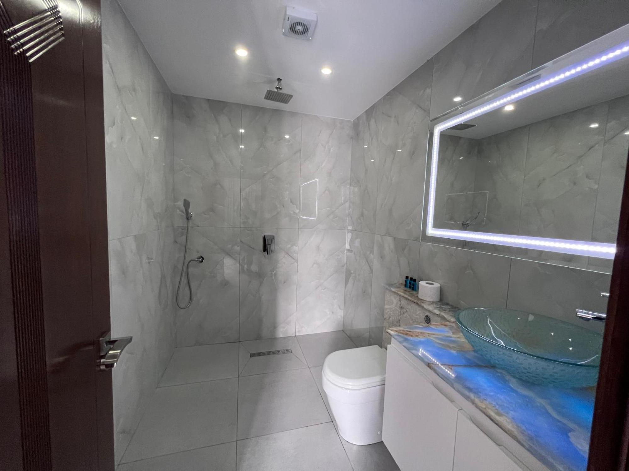 Hotel Victoria Memlishte Ngoại thất bức ảnh